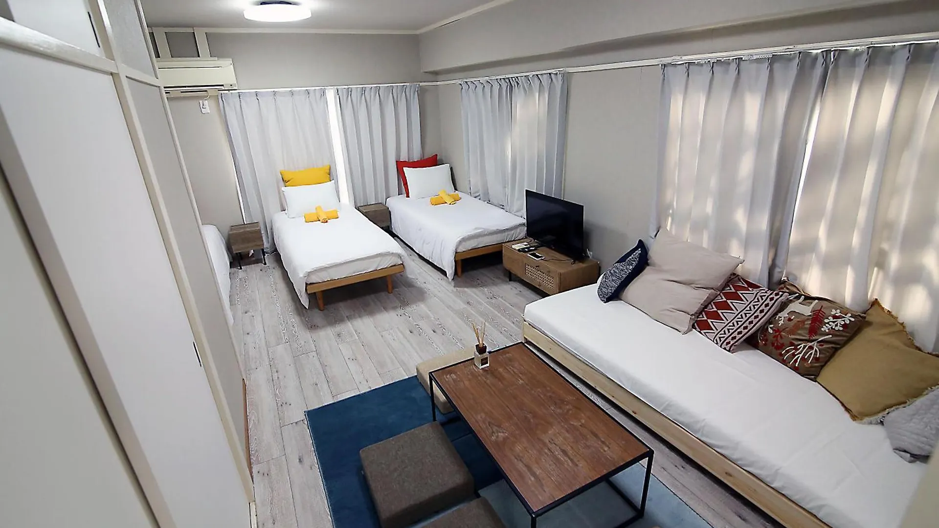 Shinjuku! Hayashi House 3P Free Wi-Fi! Apartment Tokyo 0*,  Japan