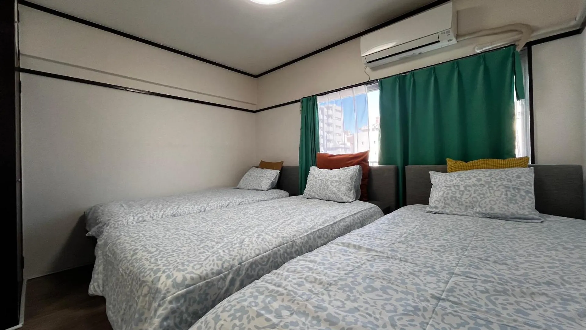 Shinjuku! Hayashi House 3P Free Wi-Fi! contacts