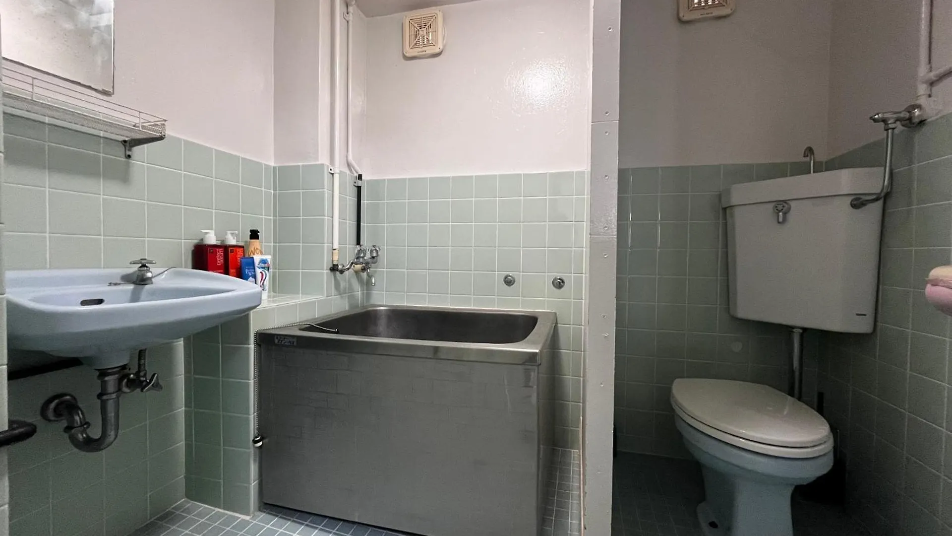 Shinjuku! Hayashi House 3P Free Wi-Fi! Apartment Tokyo